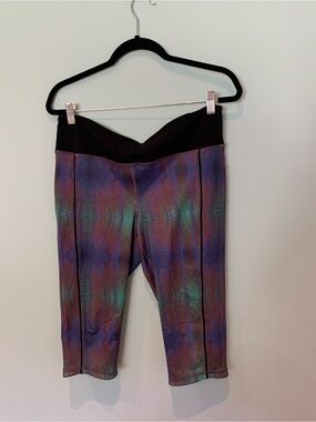 Marika Iridescent Purple Multi Capri Leggings with Black Waistband